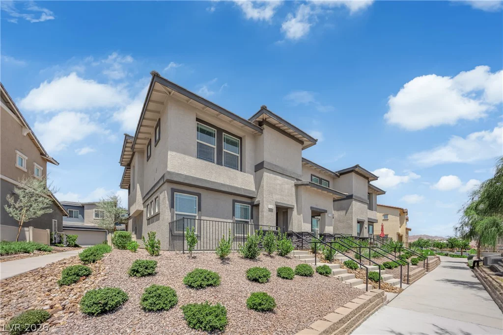 1114 Scarlet Sparrow, Henderson, NV 89011