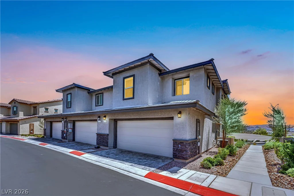 1114 Scarlet Sparrow, Henderson, NV 89011