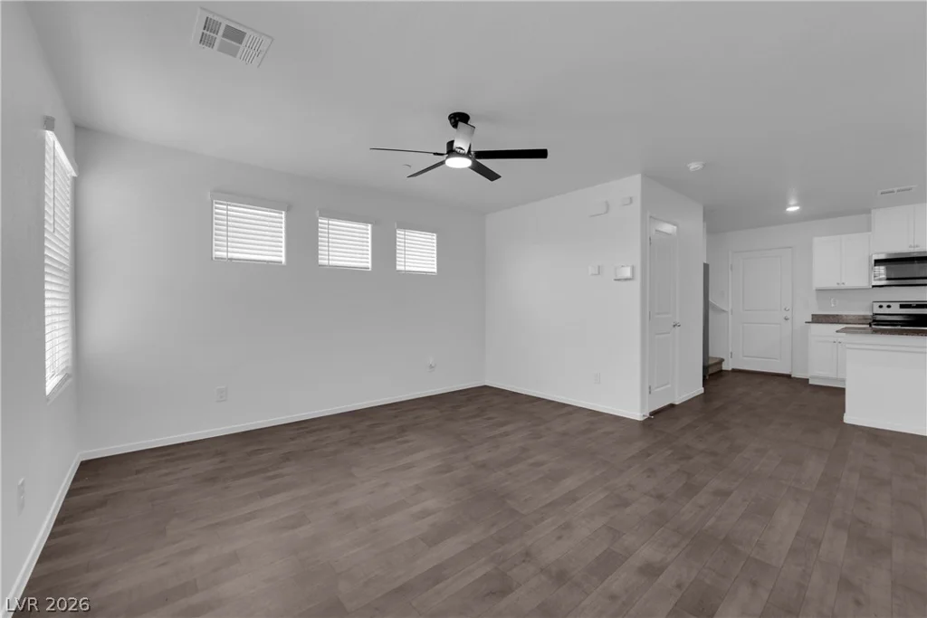 1114 Scarlet Sparrow, Henderson, NV 89011