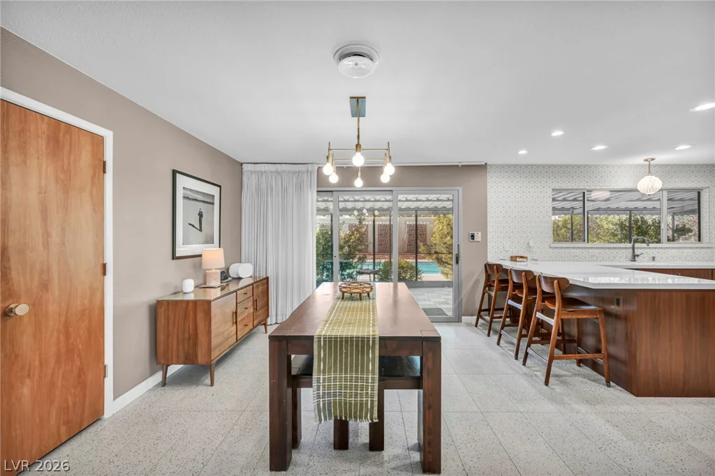 2916 Colanthe, Las Vegas, NV 89102