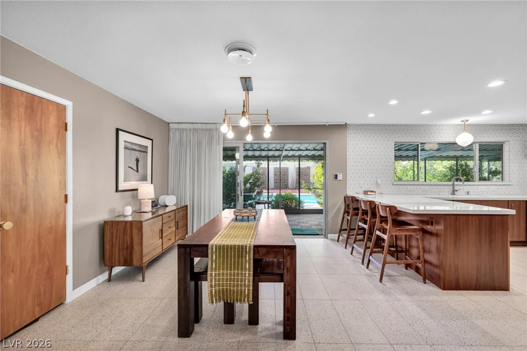 2916 Colanthe, Las Vegas, NV 89102
