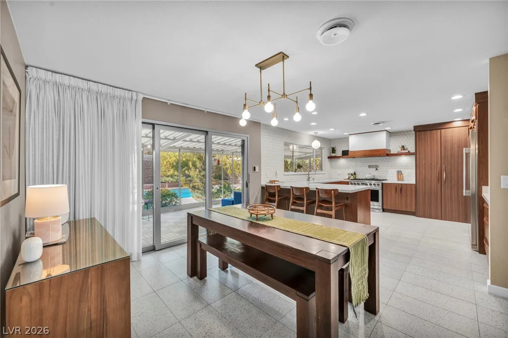 2916 Colanthe, Las Vegas, NV 89102