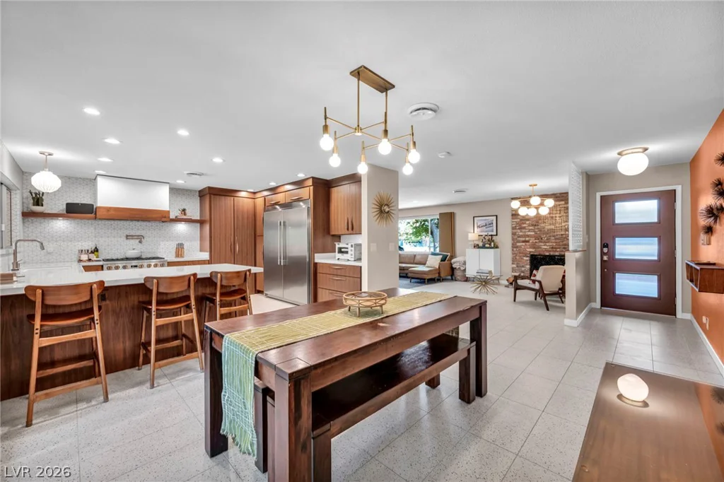 2916 Colanthe, Las Vegas, NV 89102