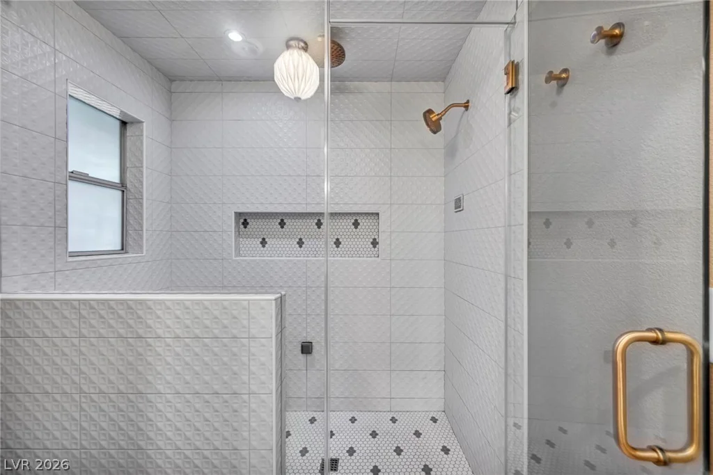 2916 Colanthe, Las Vegas, NV 89102