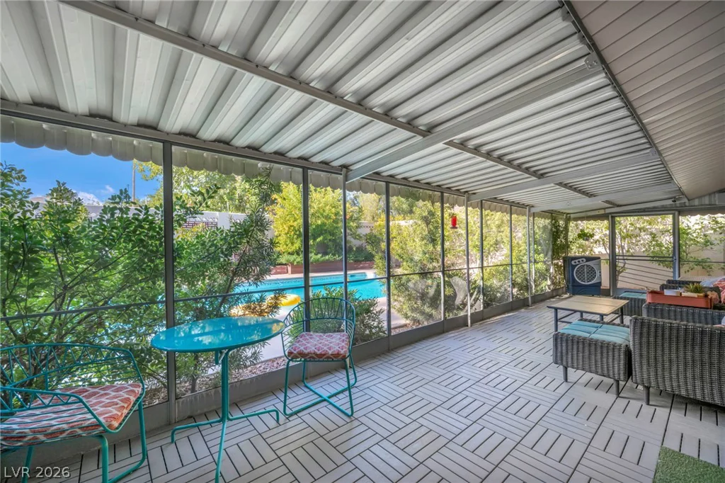 2916 Colanthe, Las Vegas, NV 89102