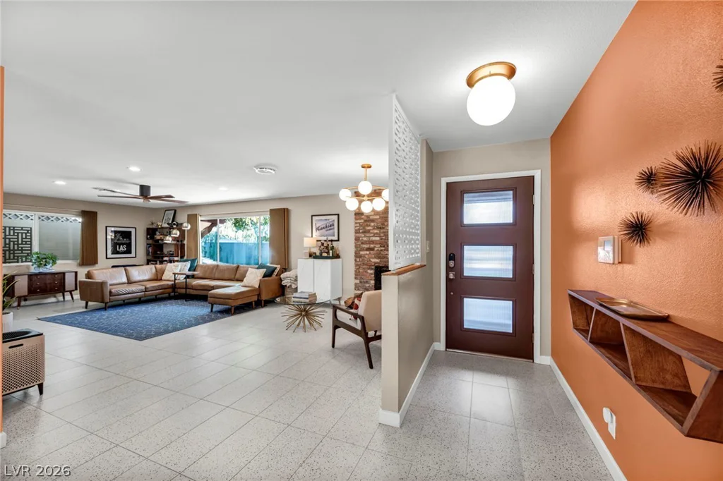 2916 Colanthe, Las Vegas, NV 89102