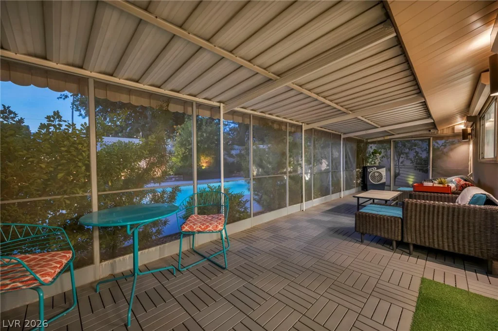 2916 Colanthe, Las Vegas, NV 89102