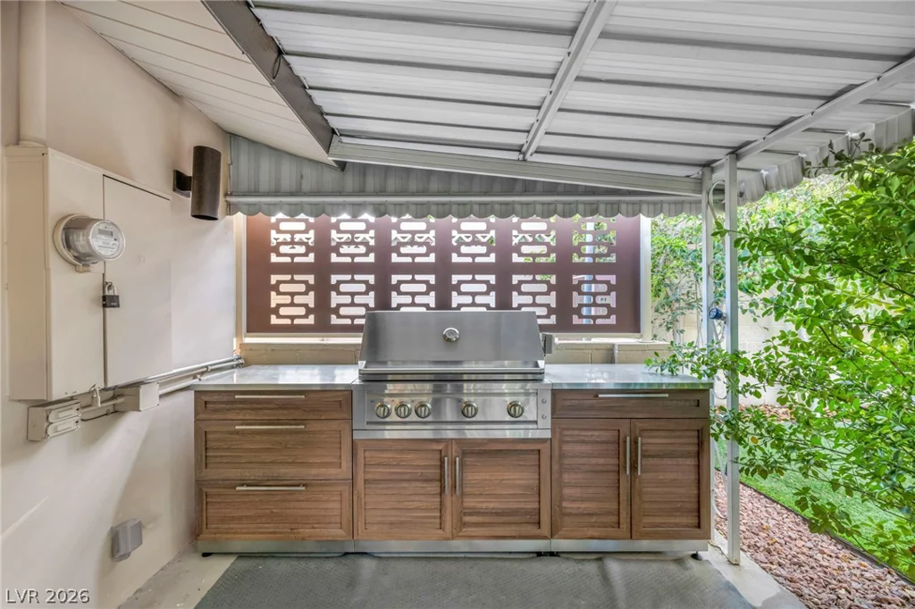 2916 Colanthe, Las Vegas, NV 89102