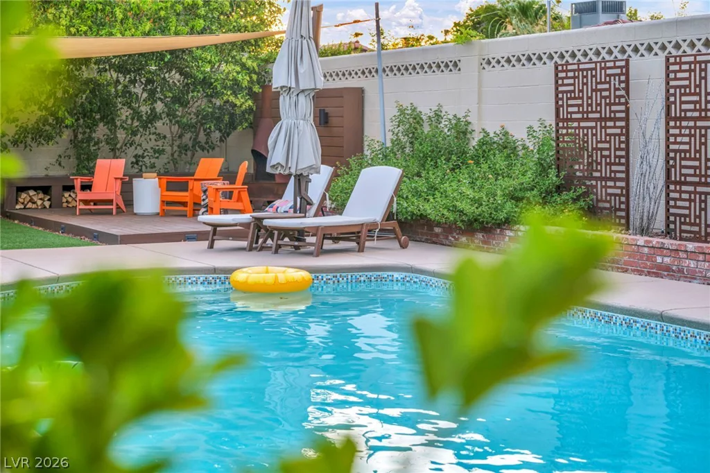 2916 Colanthe, Las Vegas, NV 89102
