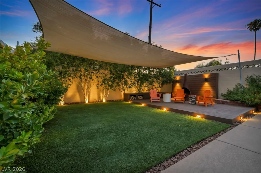 2916 Colanthe, Las Vegas, NV 89102