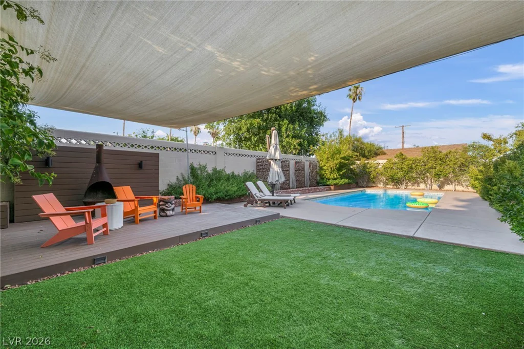 2916 Colanthe, Las Vegas, NV 89102