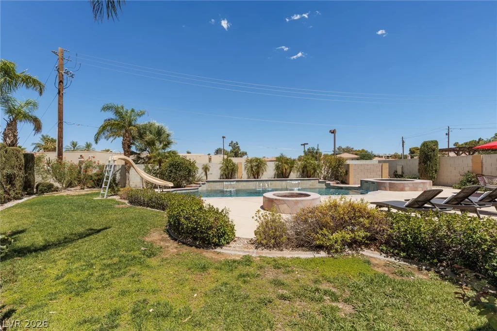 2635 Regency Cove, Las Vegas, NV 89121