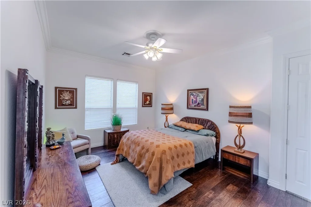 8088 Dark Hollow, Las Vegas, NV 89117