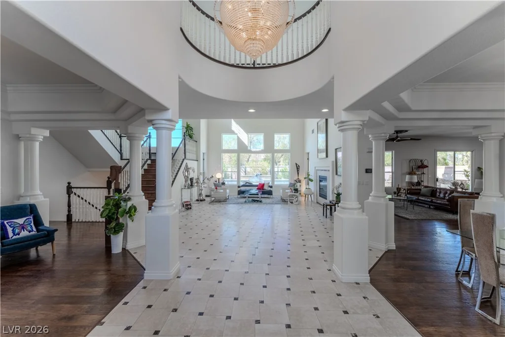 8088 Dark Hollow, Las Vegas, NV 89117