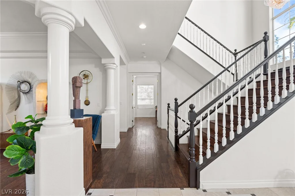 8088 Dark Hollow, Las Vegas, NV 89117