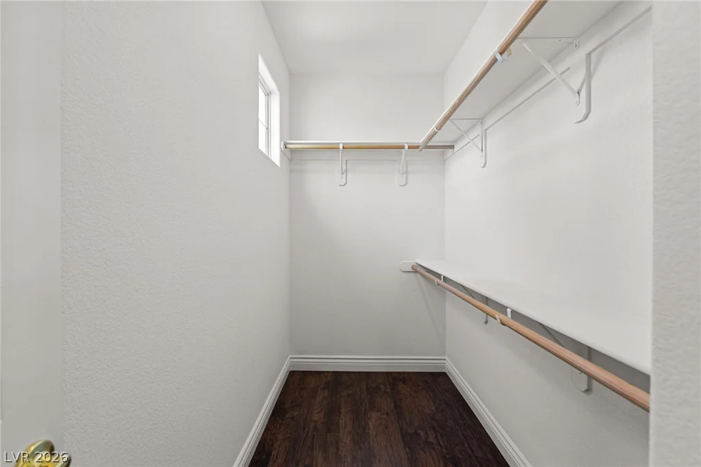 8088 Dark Hollow, Las Vegas, NV 89117