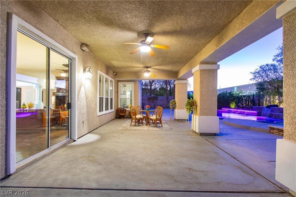8088 Dark Hollow, Las Vegas, NV 89117