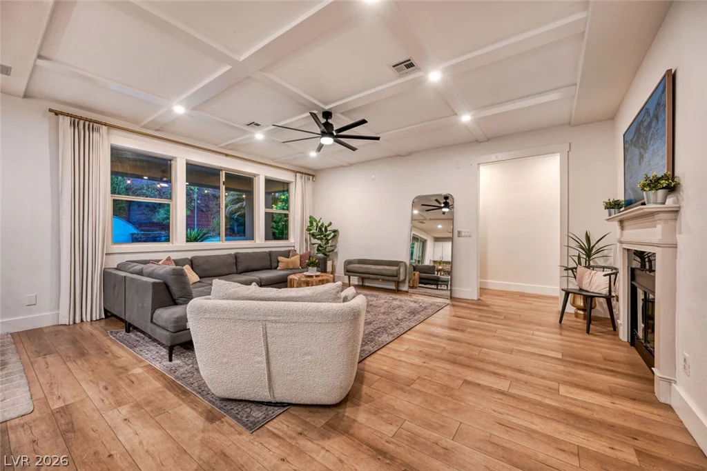 5571 Bethany Bend, Las Vegas, NV 89135