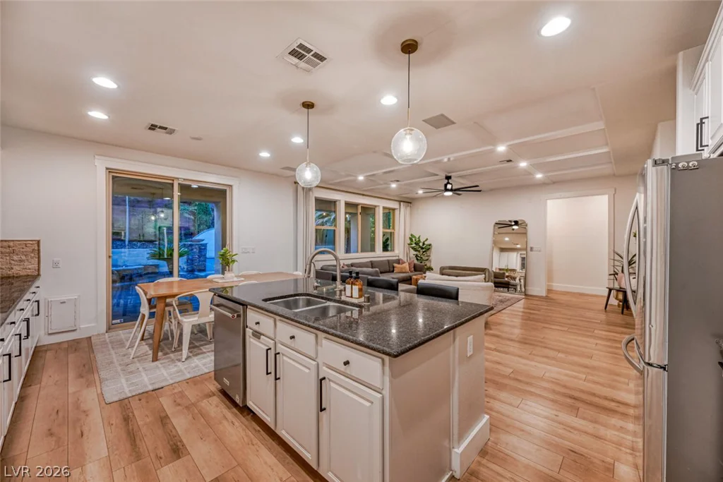 5571 Bethany Bend, Las Vegas, NV 89135