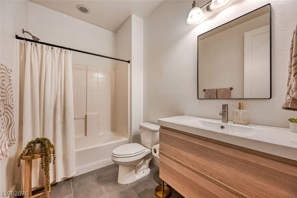 5571 Bethany Bend, Las Vegas, NV 89135