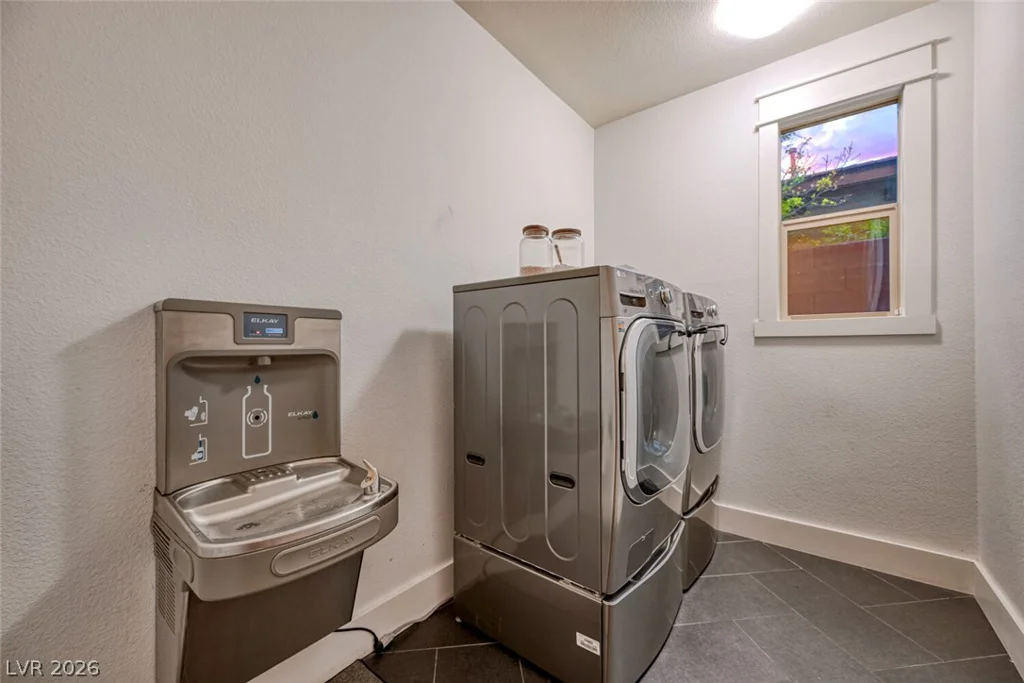 5571 Bethany Bend, Las Vegas, NV 89135