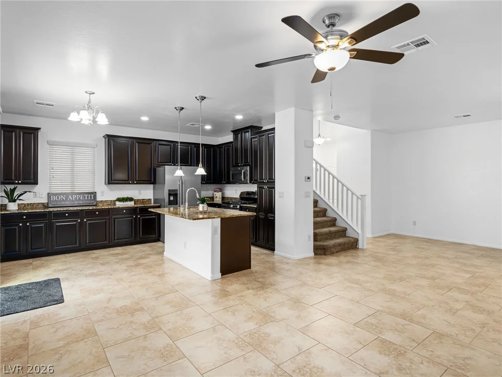 7373 Puddle Duck, Las Vegas, NV 89166
