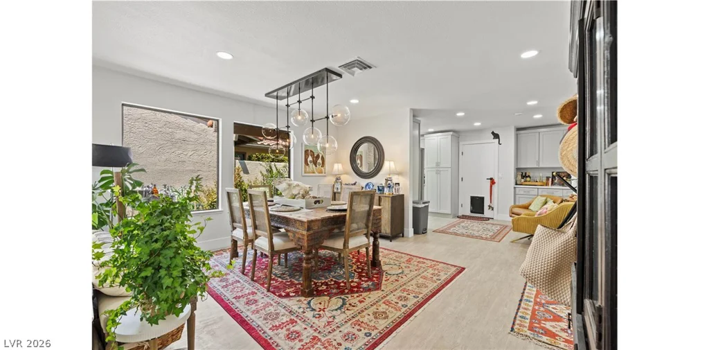 2120 Plaza Del Cerro, Las Vegas, NV 89102