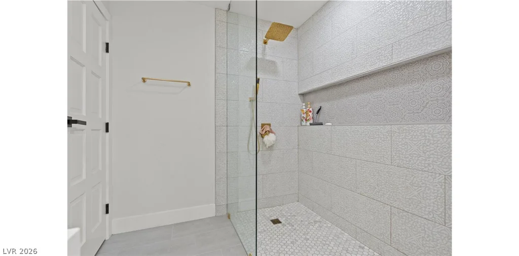 2120 Plaza Del Cerro, Las Vegas, NV 89102