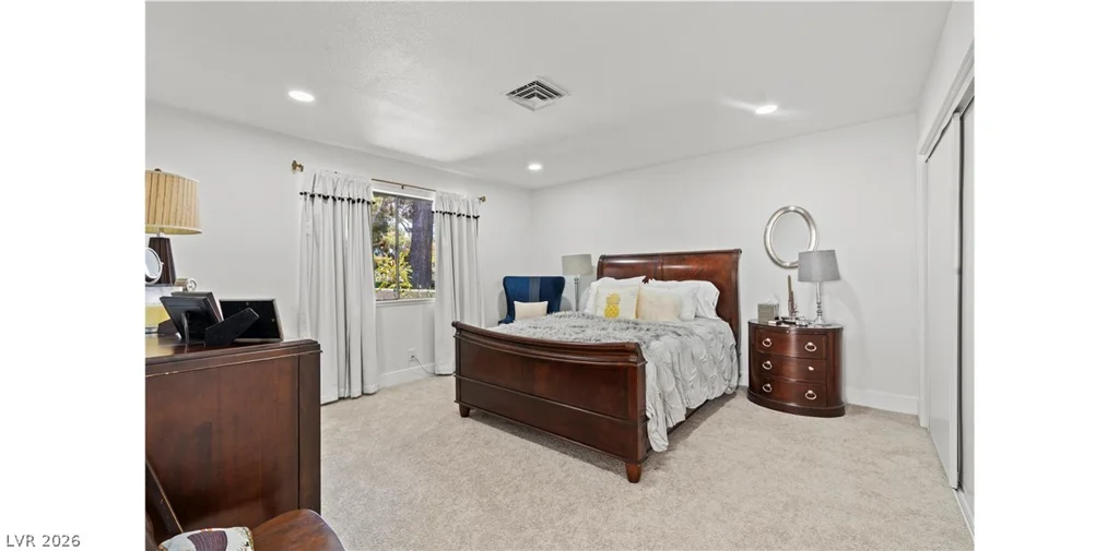 2120 Plaza Del Cerro, Las Vegas, NV 89102