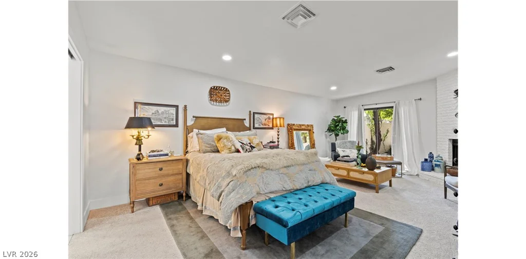 2120 Plaza Del Cerro, Las Vegas, NV 89102