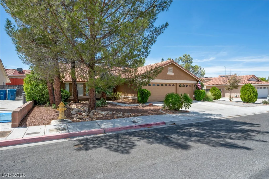 1705 Guthrie, Las Vegas, NV 89117