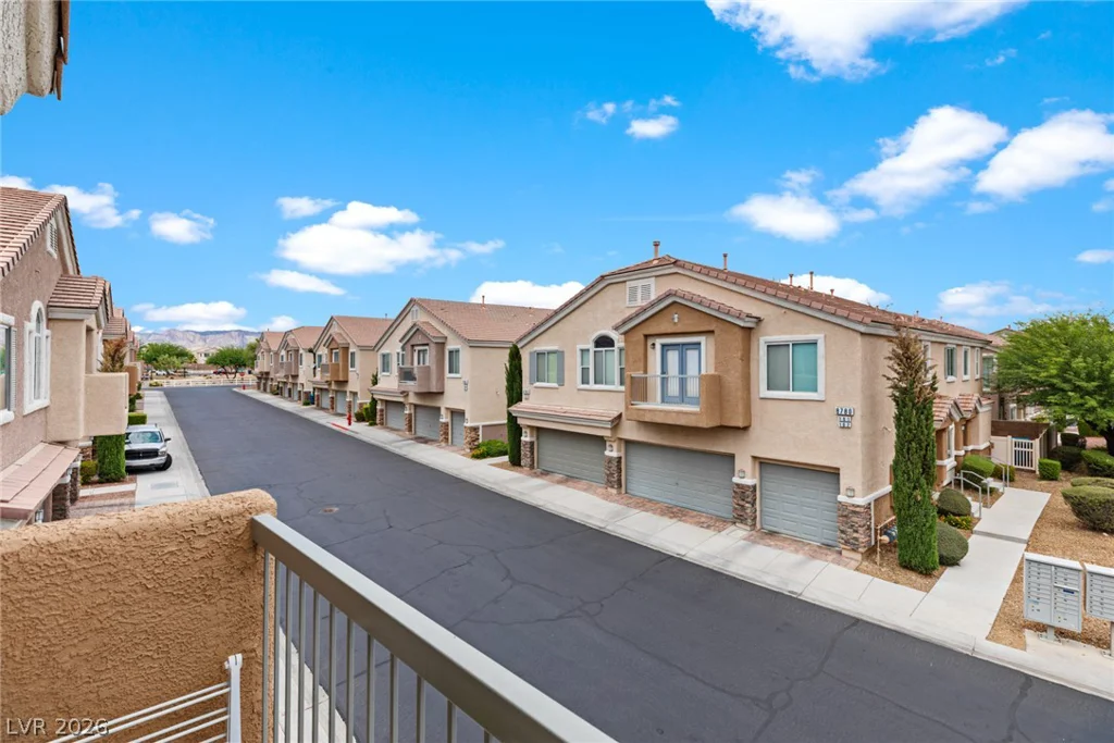 8779 Horizon Wind, Las Vegas, NV 89178