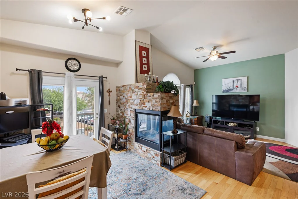 8779 Horizon Wind, Las Vegas, NV 89178