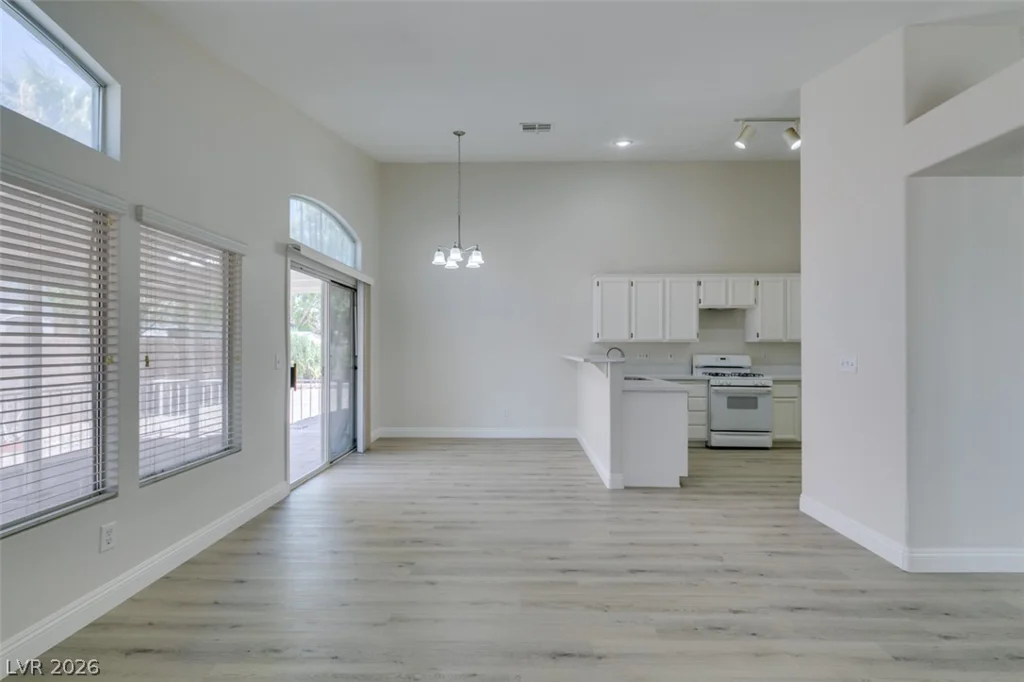5316 Clouds Rest, Las Vegas, NV 89108