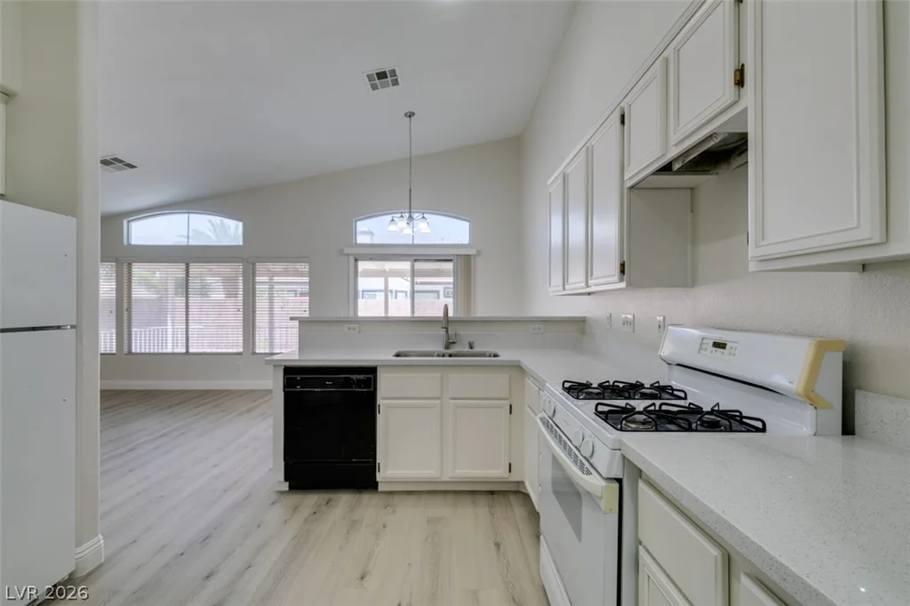 5316 Clouds Rest, Las Vegas, NV 89108