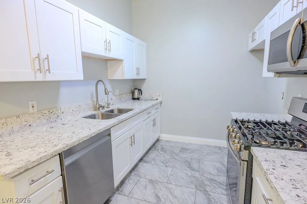 700 Carnegie, Henderson, NV 89052