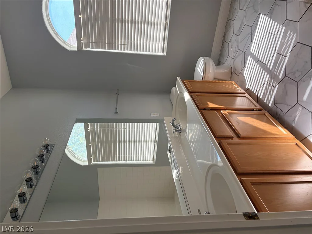 700 Carnegie, Henderson, NV 89052