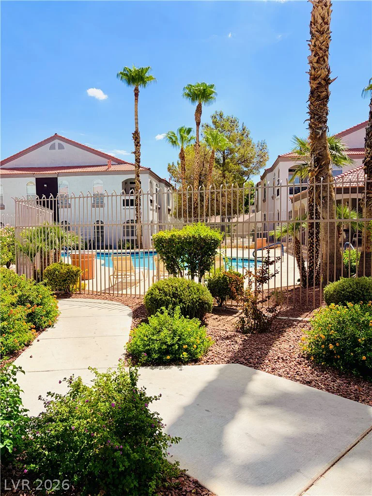 700 Carnegie, Henderson, NV 89052