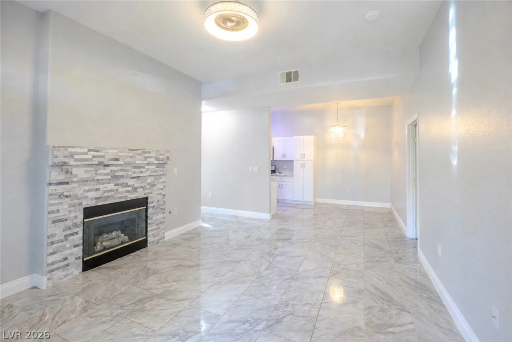 700 Carnegie, Henderson, NV 89052