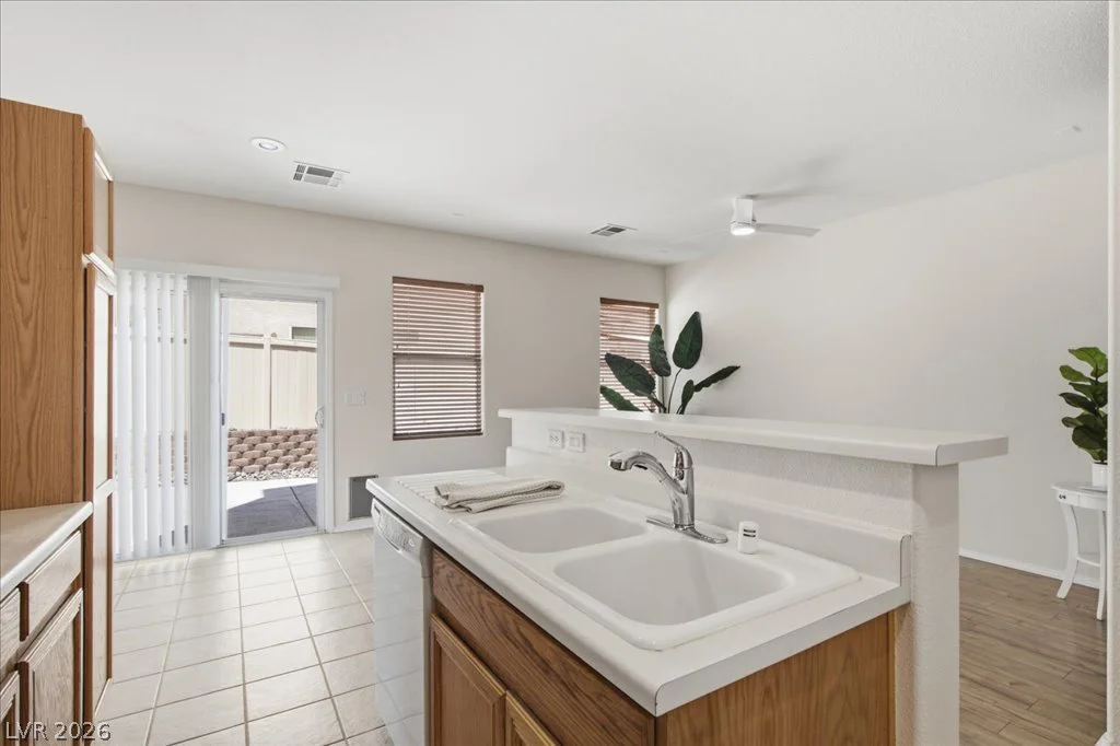 6267 Castle Kennedy, Henderson, NV 89011