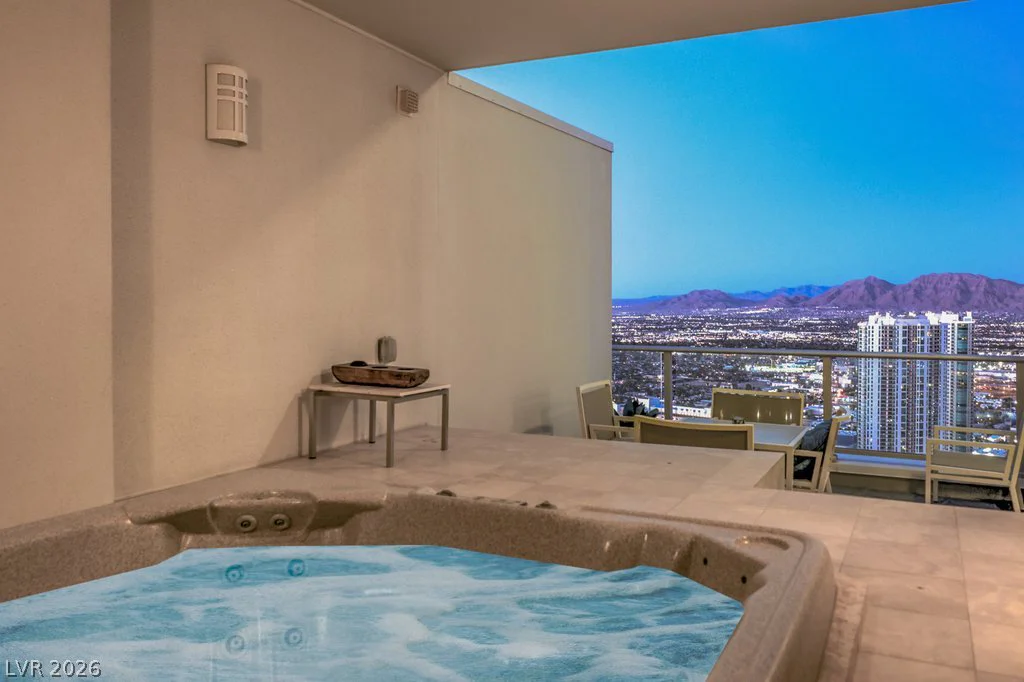 2700 Las Vegas, Las Vegas, NV 89109