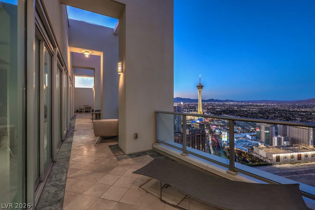 2700 Las Vegas, Las Vegas, NV 89109