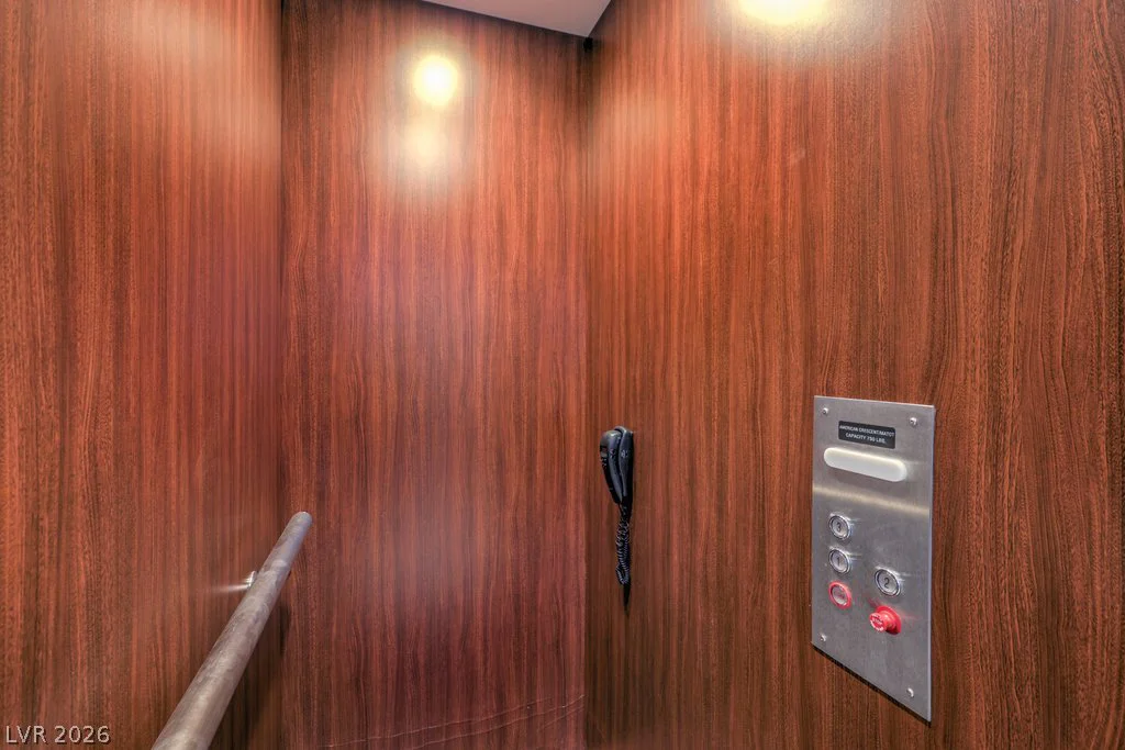 2700 Las Vegas, Las Vegas, NV 89109