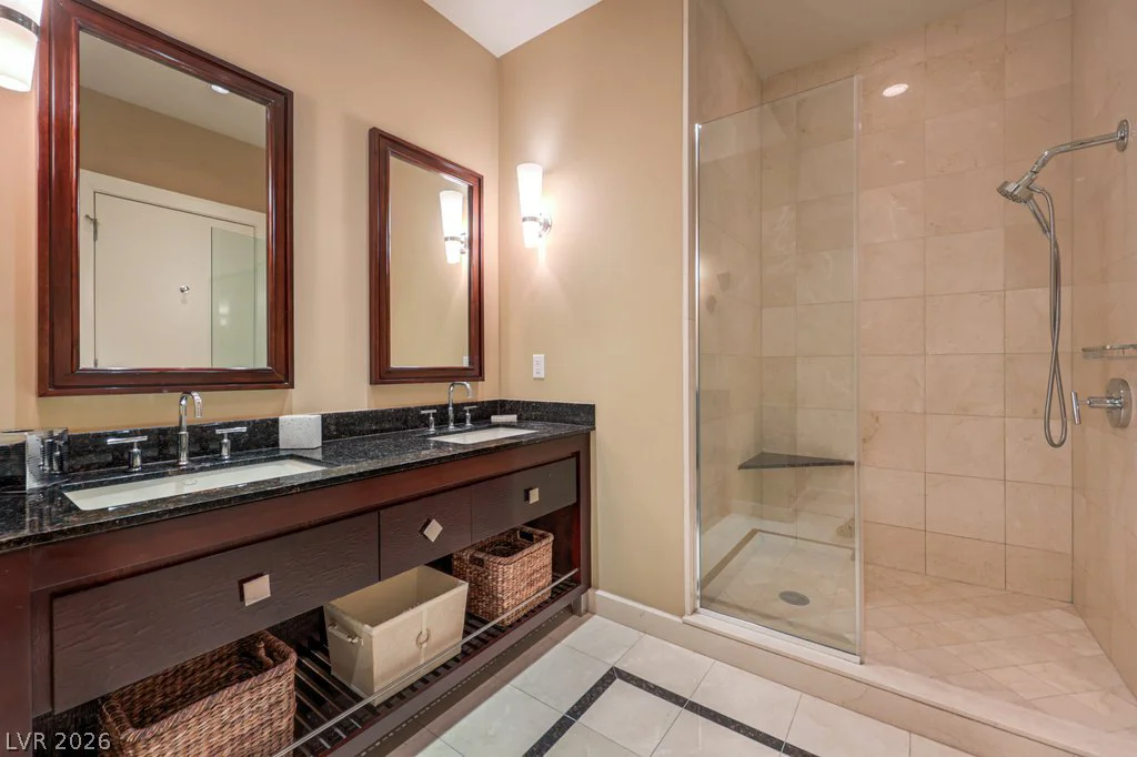 2700 Las Vegas, Las Vegas, NV 89109