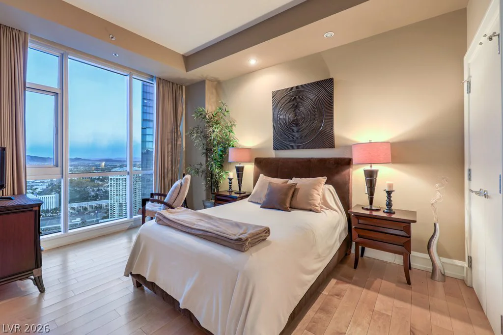 2700 Las Vegas, Las Vegas, NV 89109