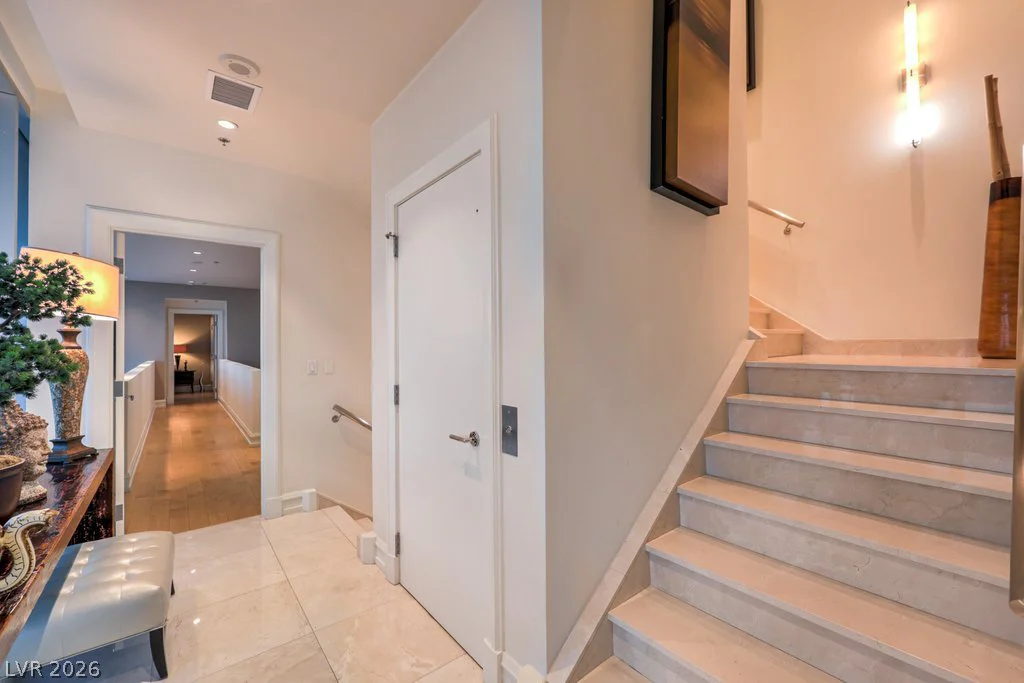 2700 Las Vegas, Las Vegas, NV 89109
