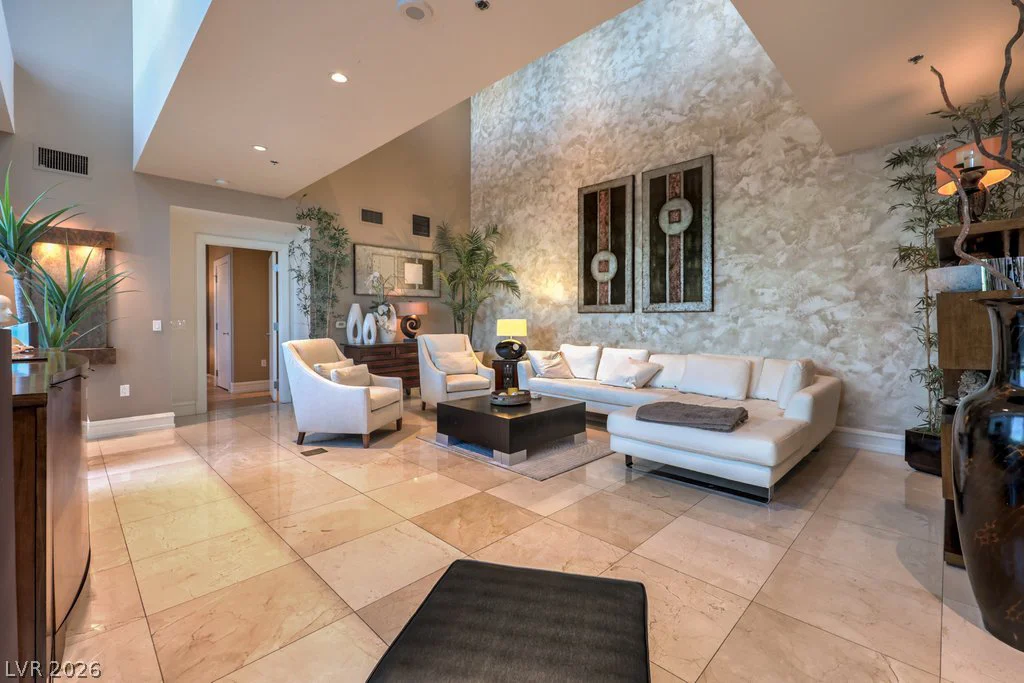 2700 Las Vegas, Las Vegas, NV 89109