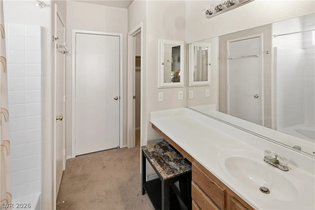 2724 Knoll Point, Las Vegas, NV 89156