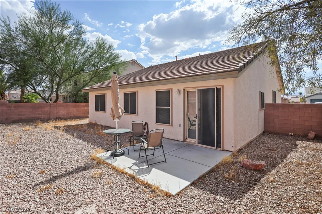 2724 Knoll Point, Las Vegas, NV 89156