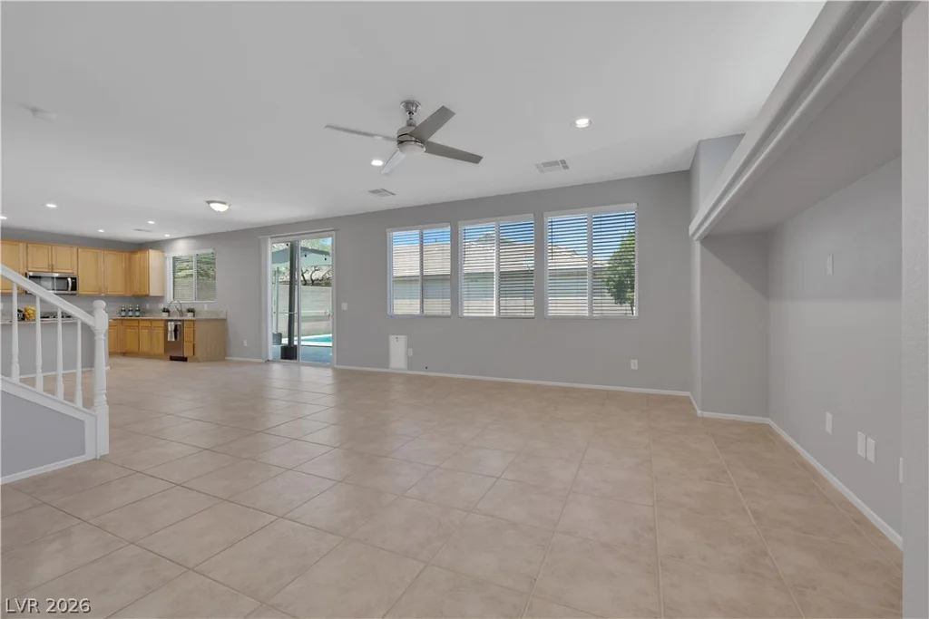 9020 White Eyes, Las Vegas, NV 89143